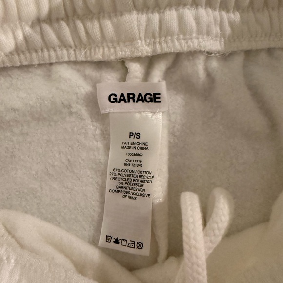 Garage Women’s White Fleece Joggers – Size P/S (Small) - Picture 4 of 4